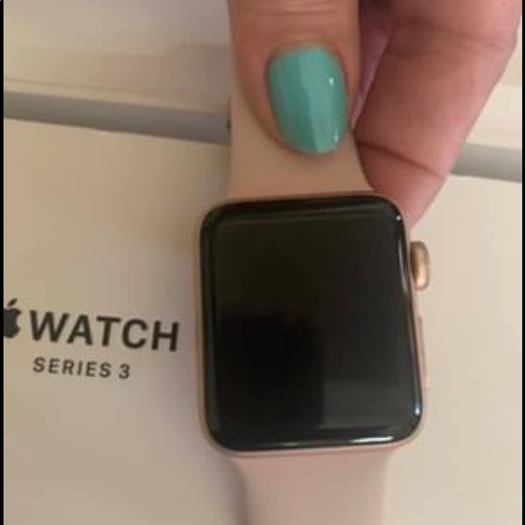 Apple Watch 😍 - Picture 7 of 7